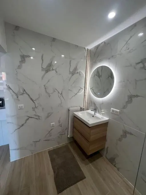 アパート Appartement Centre Villes Climatisees Terrasse カーニュ・シュル・メール フランス